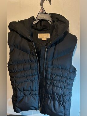 MICHAEL Michael Kors Black Quilted Puffer Vest with Gold Hardware